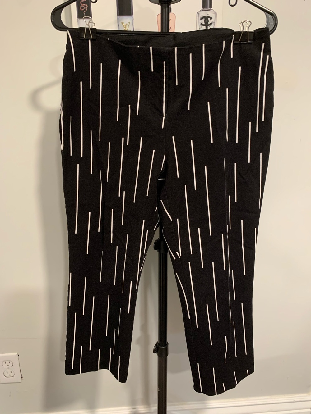Alfani Black Capri Pants